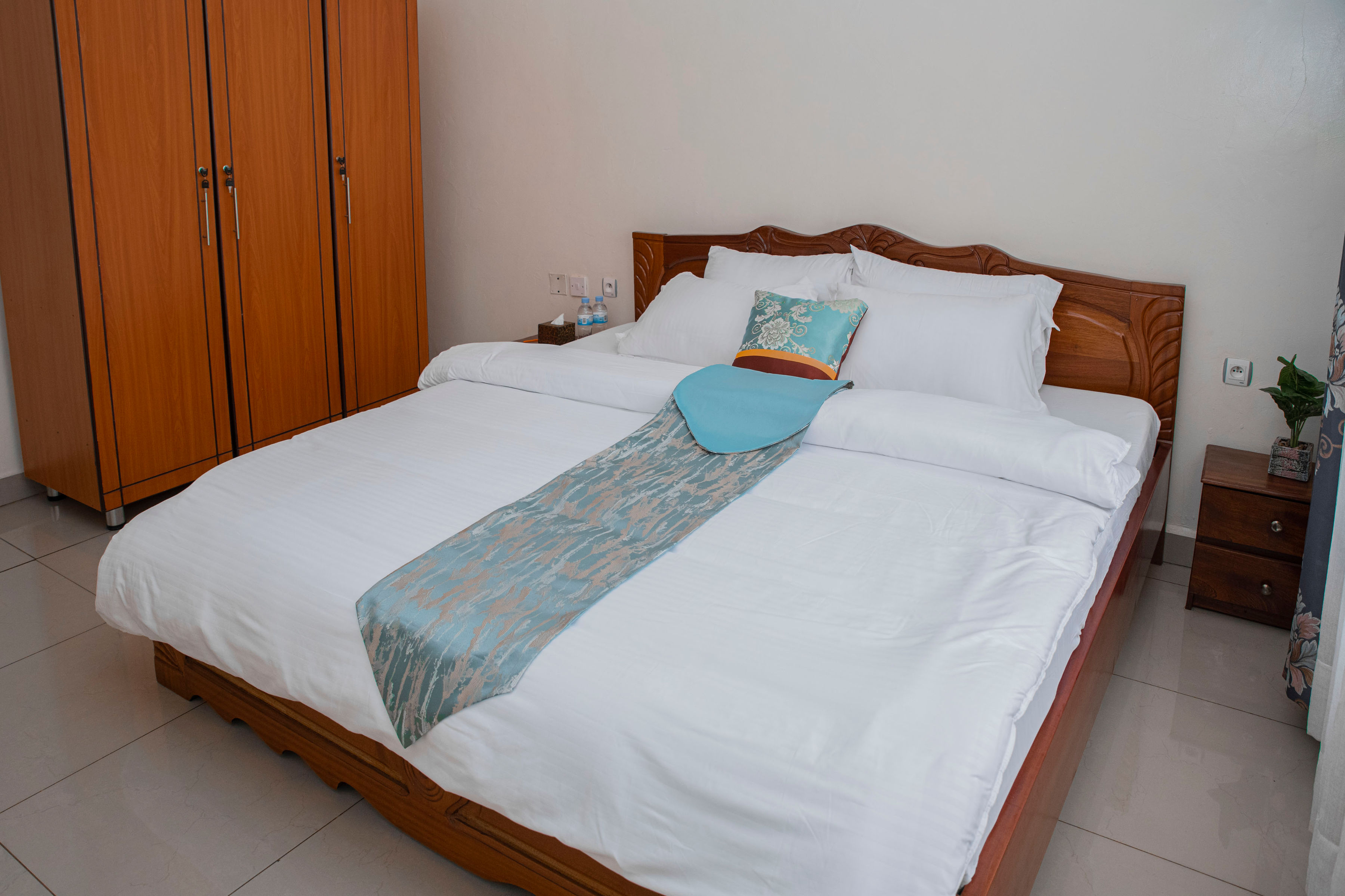 2 Bed Room Apartment